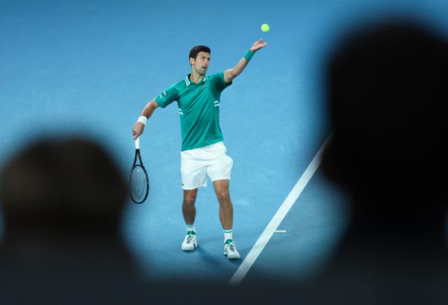 体育平台-德约五盘鏖战击退弗里茨 意外受伤卫冕之旅蒙阴影